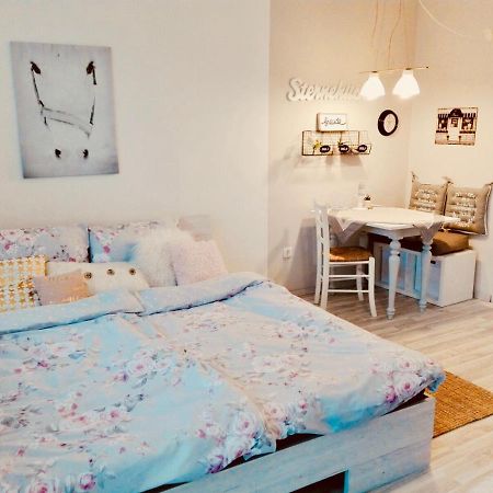 Apartament Sandra'S Studio Klagenfurt am Woerthersee Pokój zdjęcie